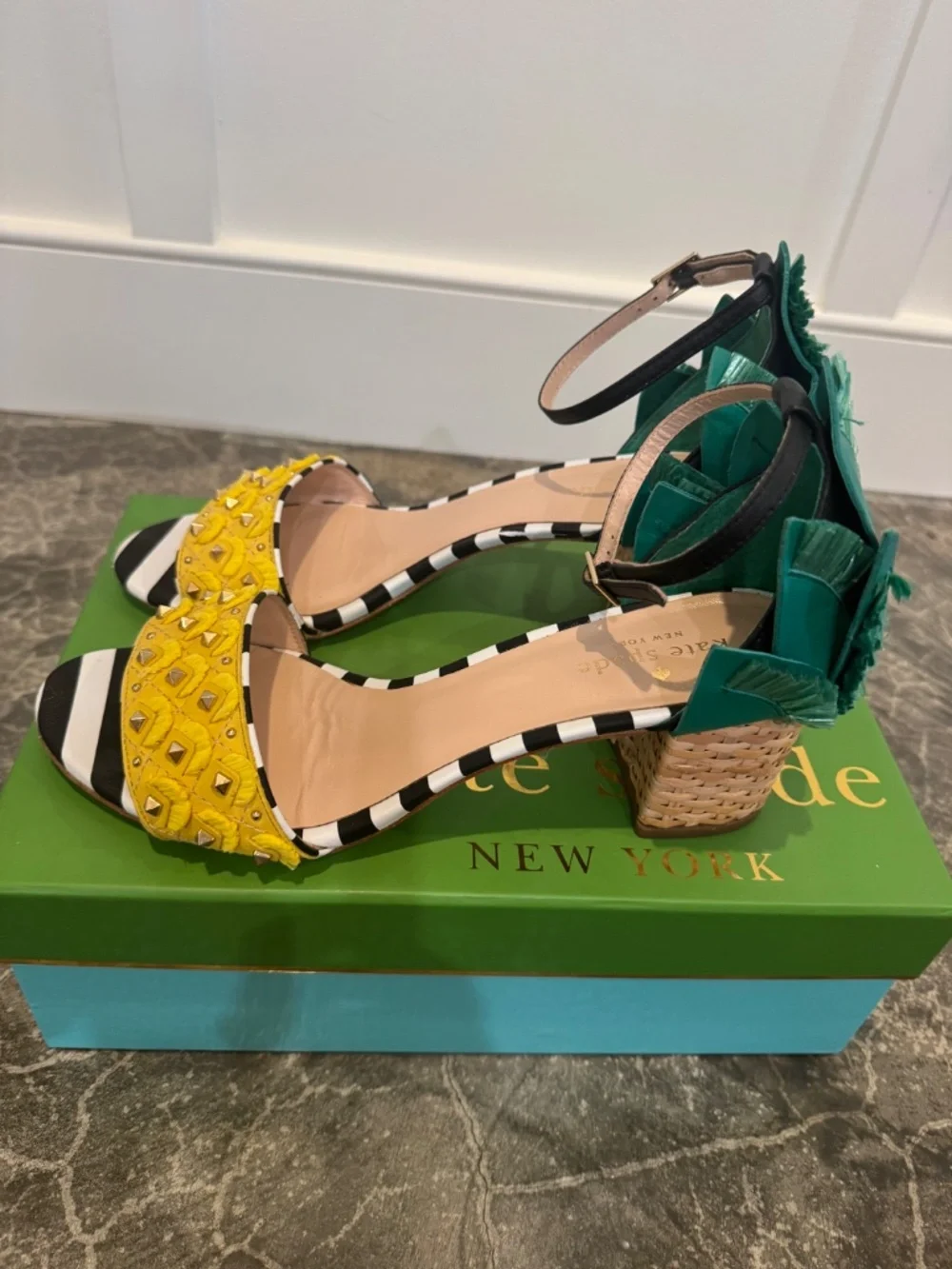 Kate Spade Wiatt Pineapple Block Heel Size 9